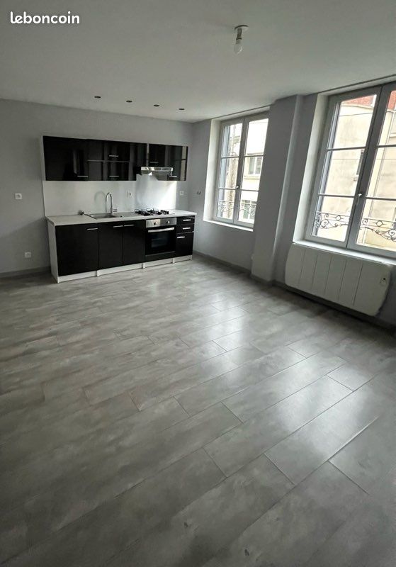 Appartement 4 pièces 92 m² · à Vouziers · 92 m² · 665 €/mois