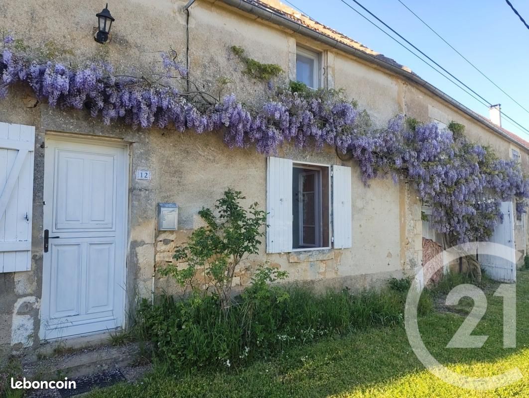 Maison 5 pièces 117 m² · à Étais-la-Sauvin · 117 m² · 140 000 €