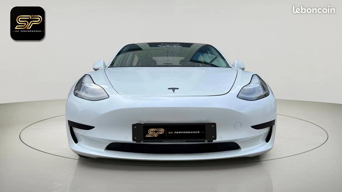 TESLA MODEL 3 Standard Range Plus * Pack MMX * Autopilot * Toit Panoramique * 325 ch (image 2)