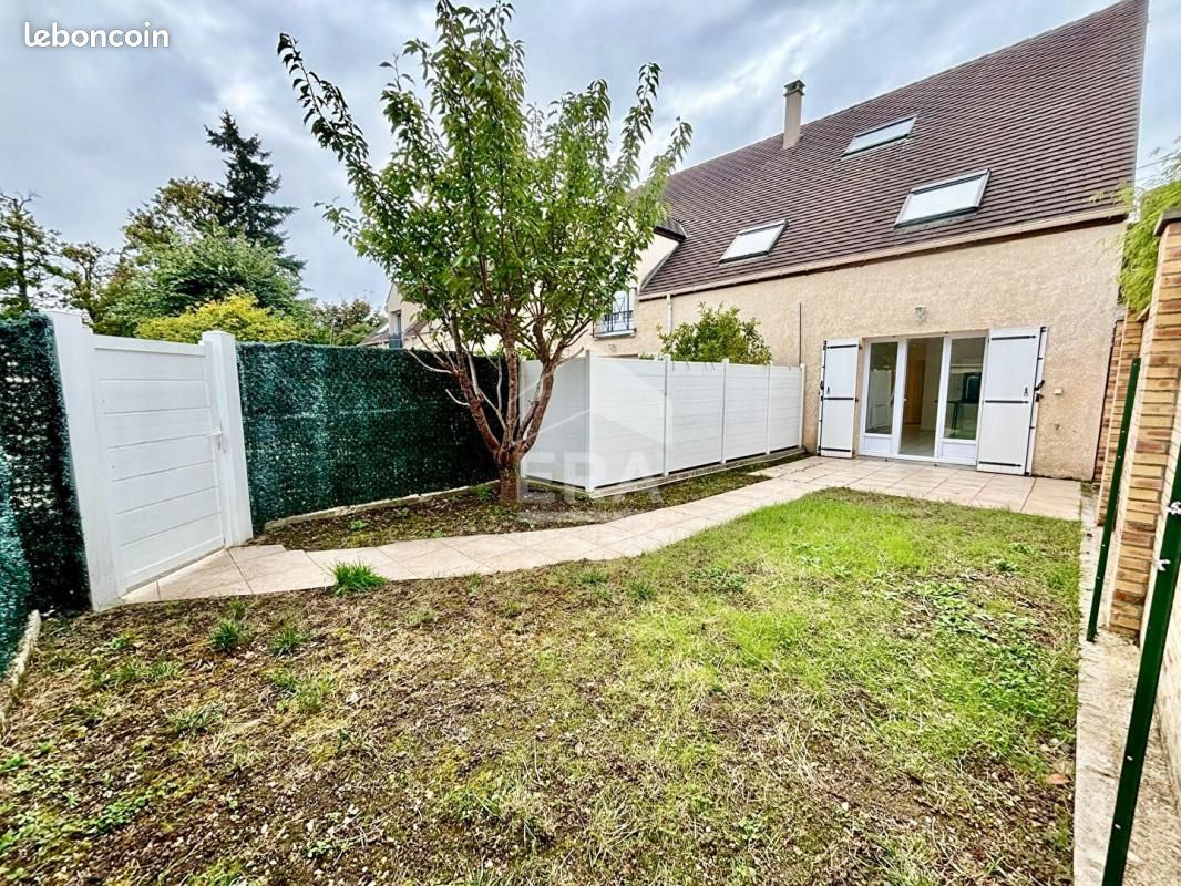 Appartement 2 pièces 42 m² · à Dammarie-les-Lys · 42 m² · 830 €/mois