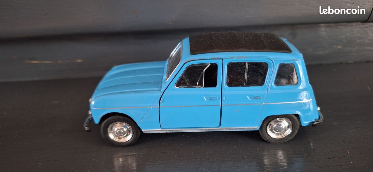 Miniature Renault 4 Blanche IXO 1/43 - Collection 'Route Bleue', Boîte D'origine, Neuve
