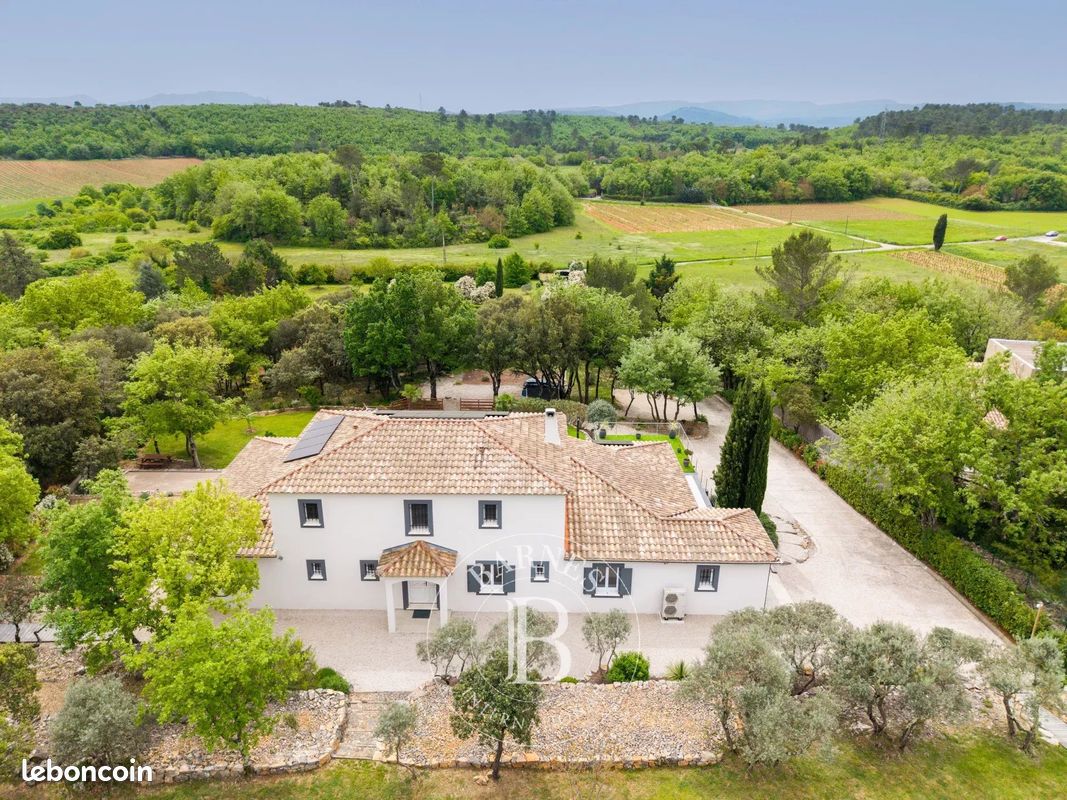 Villa 7 pièces 260 m² (image 3)