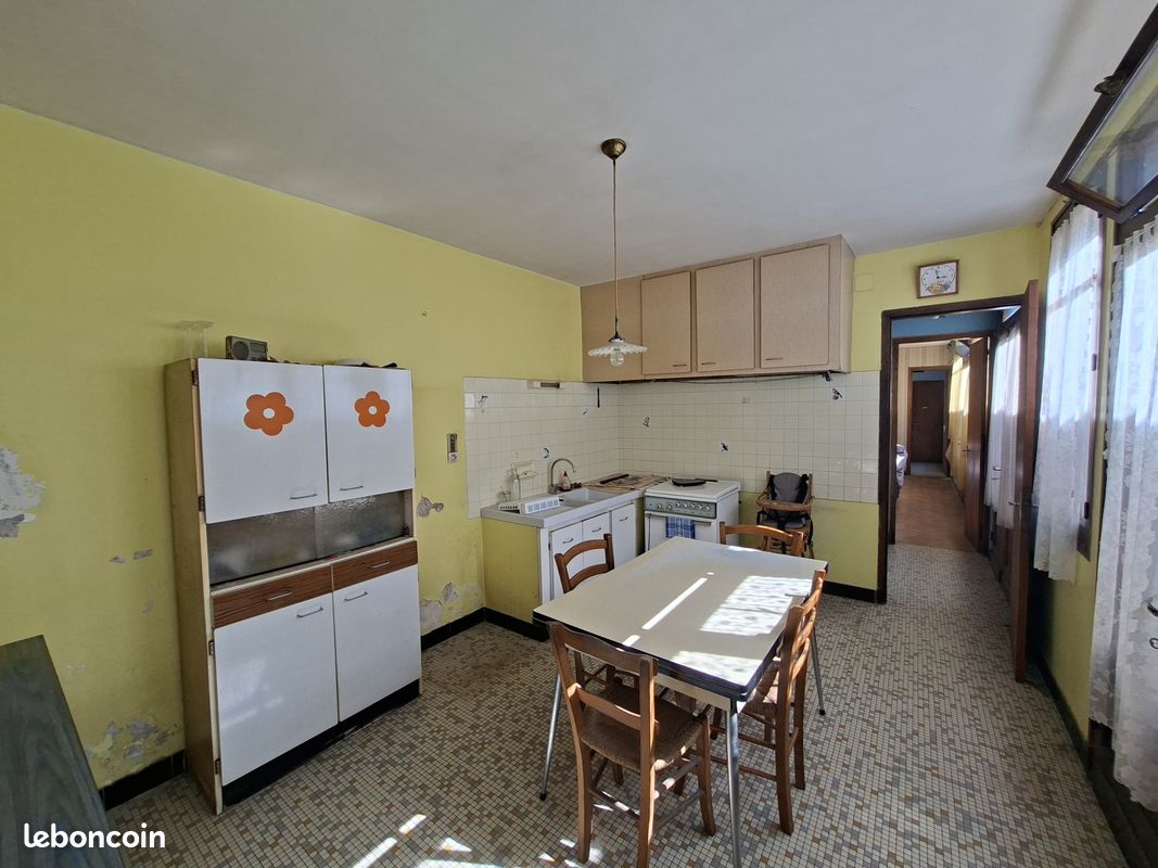 Immeuble 177 m² · à Trie-sur-Baïse · 177 m² · 65 400 €