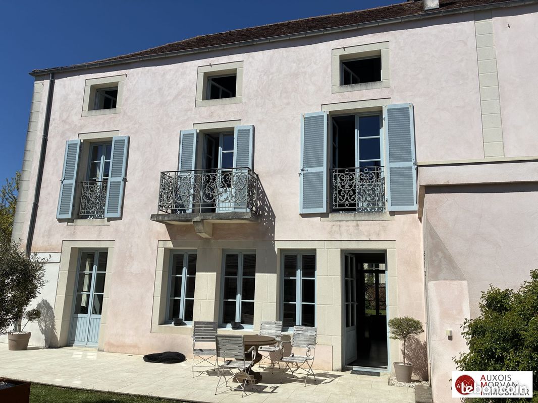 Maison 8 pièces 308 m² (image 9)