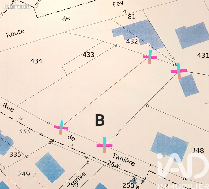 Terrain 770 m² · à Corny-sur-Moselle · 770 m² · 107 000 €
