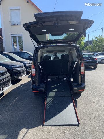 Ford Tourneo Connect FREEDOM 1.5 EcoBoost 114ch Titanium DSG7 5 + 1 FR TPMR HANDICAP (image 11)