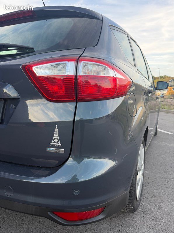 Ford C-Max 1.6L 115cv Modèle Business 5 portes Garantie 6 mois (image 10)