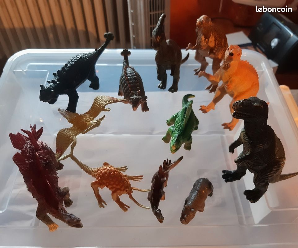 Lot De 48 Figurines Dinosaures – Mini Animaux Préhistoriques Réalistes En Plastique – 24 Modèles Différents – Pour Collectionner, Jouer Et Décorer