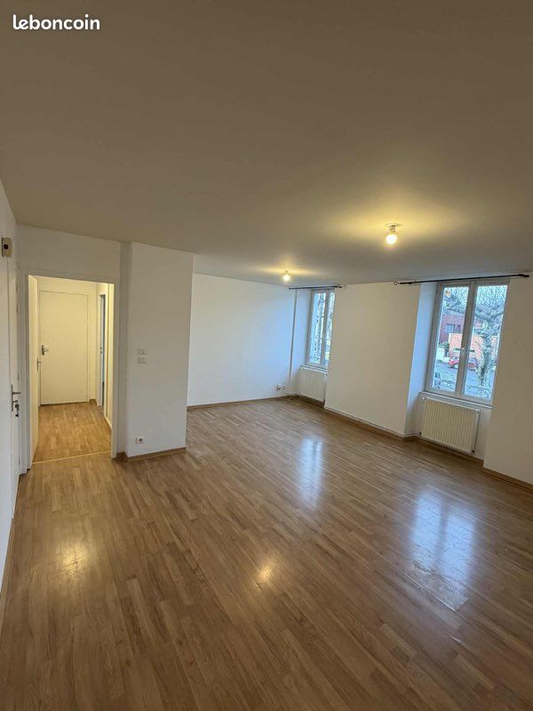 Appartement 2 pièces 60 m² · à Decazeville · 60 m² · 450 €/mois