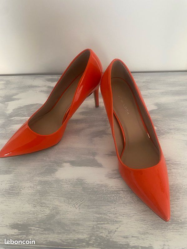 Escarpins En Tissu Multicolore (Orange) - Pointure 40, Talon 2-7 Cm - Très Bon État Occasion