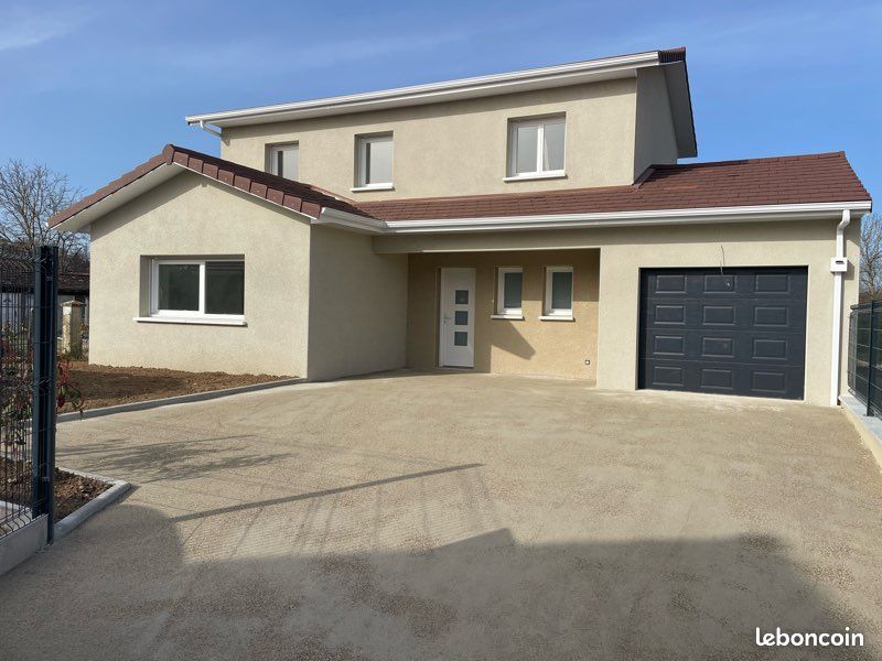 Maison 5 pièces 110 m² · à Courtenay · 110 m² · 317 000 €