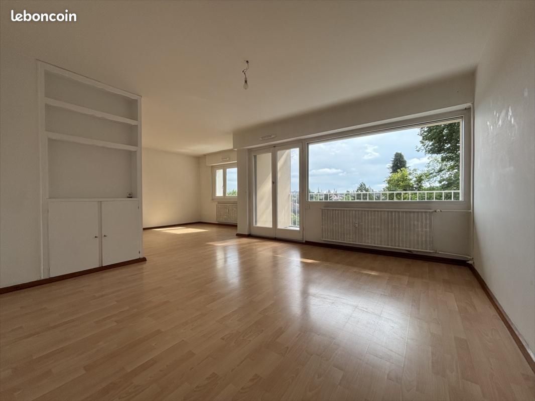 Appartement 3 pièces 82 m² · à Mulhouse · 82 m² · 950 €
