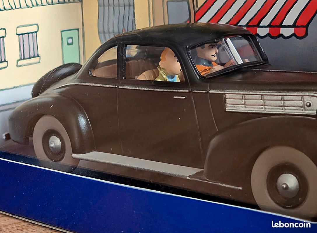 Hergé Tintin - La voiture de Bianca Castafiore Le Sceptre d'Ottokar - Atlas 1/43e (2004