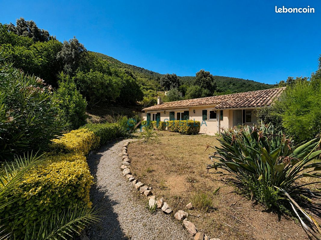 Maison 5 pièces 110 m² · à Alata · 110 m² · 443 000 €