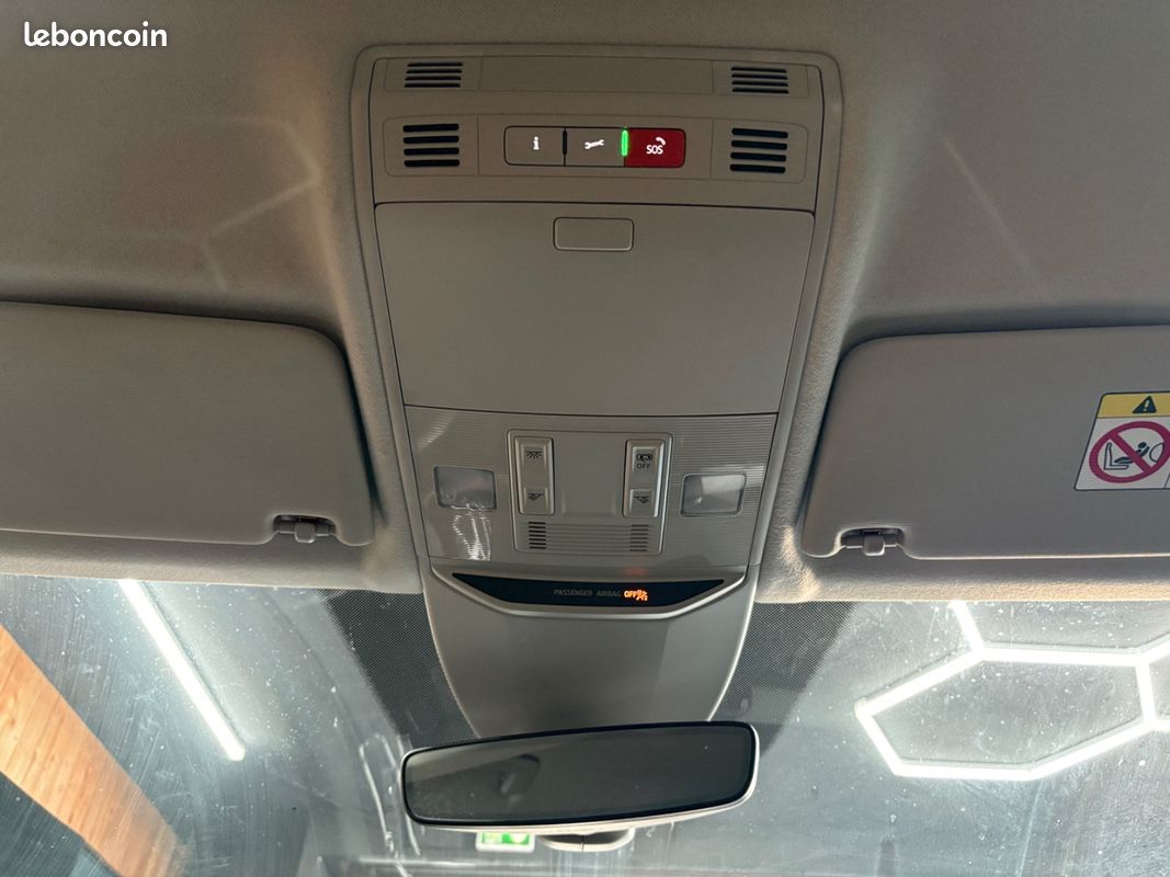Skoda FABIA 1.0 TSI 95 CH BVM5 Ambition 2EME MAIN + CARPLAY + RADARS AV/AR + GARANTIE 12 MOIS (image 24)