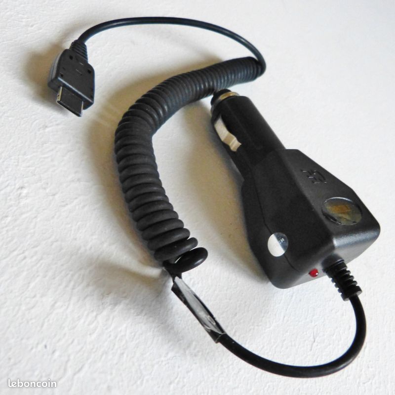 Chargeur voiture pour Nikon/Samsung D800 (image 1)