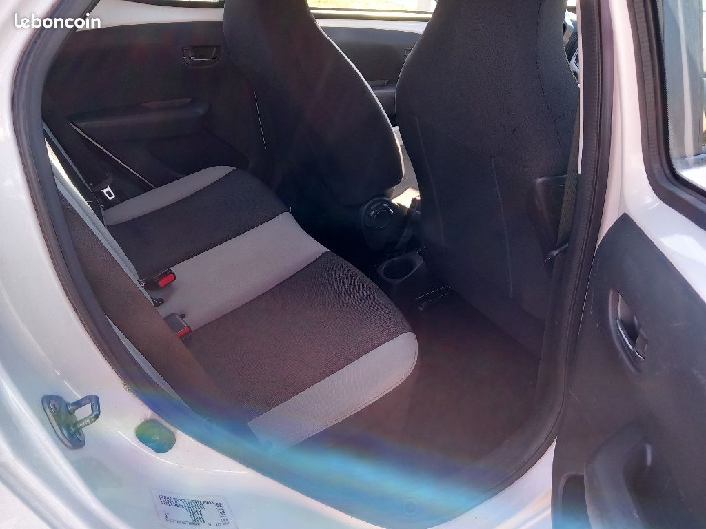 Toyota Aygo 1.0 VVT-i x-play (image 5)