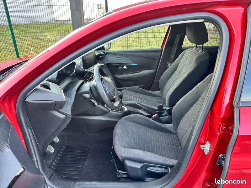 Peugeot 208 1.2 PURETECH 75CH S&S STYLE (image 26)