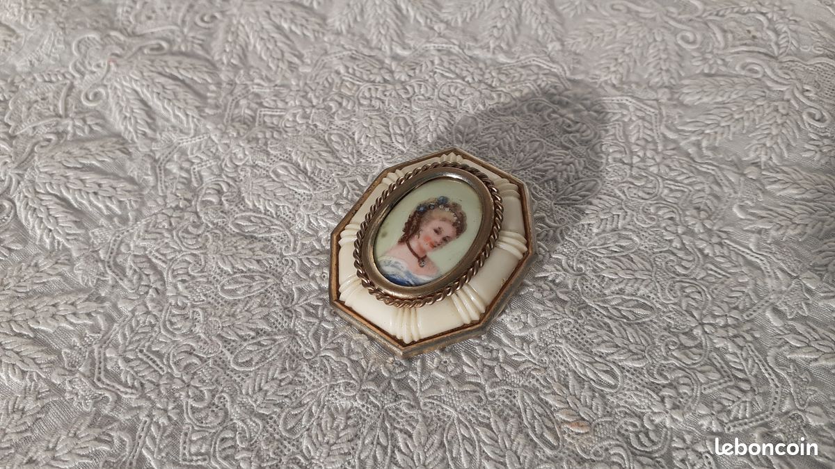 Broche Peinture Signée - Bijou D'Art à Porter - Modèle Unique D'Occasion