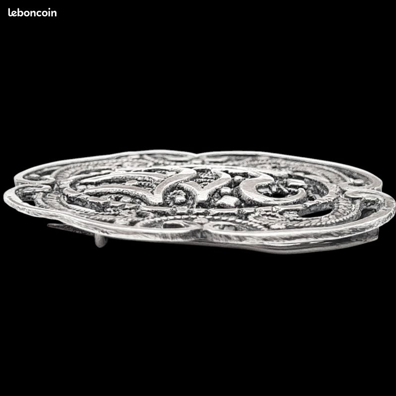 Broche argent, vermeil léger, travail de filigrané. - Bijoux Anciens