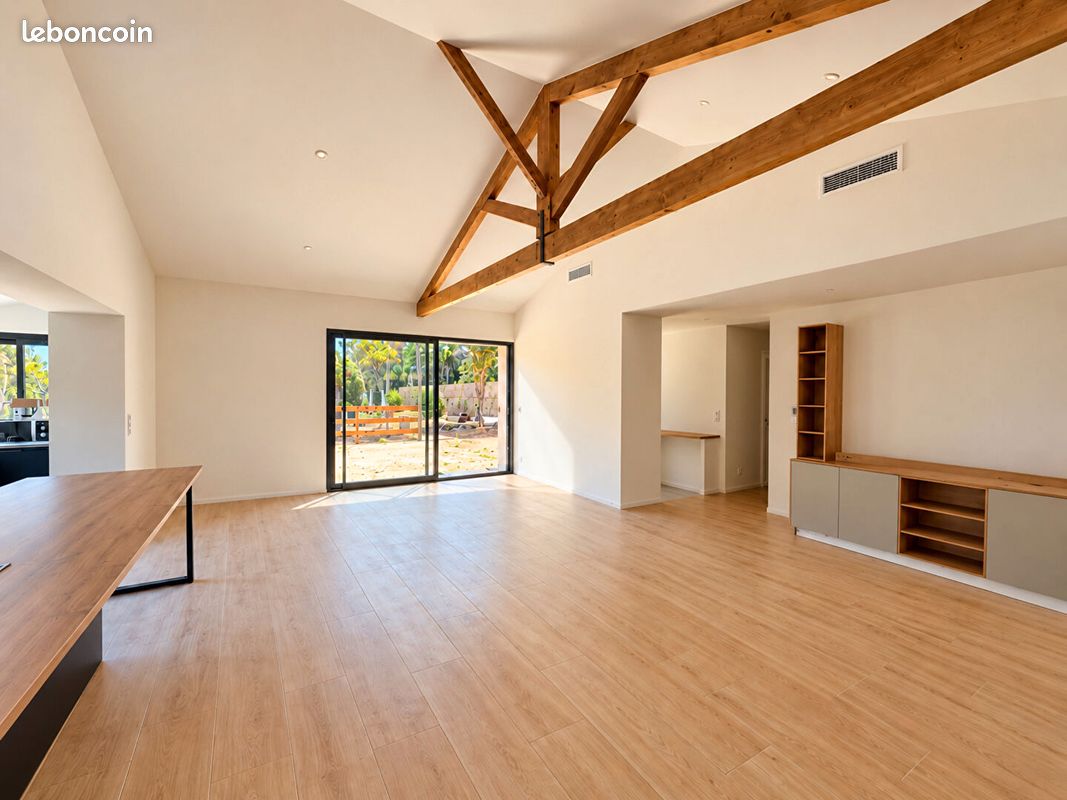 Maison 4 pièces 120 m² · à Aix-en-Provence · 120 m² · 2 900 €/mois
