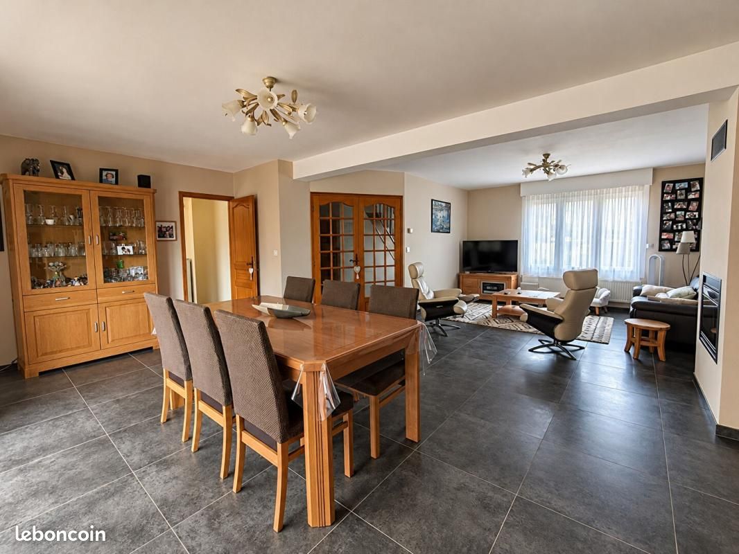 Maison 5 pièces 166 m² · à Lille · 166 m² · 589 000 €