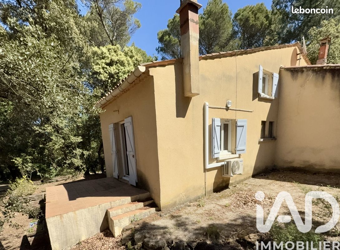 Maison 3 pièces 45 m² · à Uchaux · 45 m² · 142 000 €