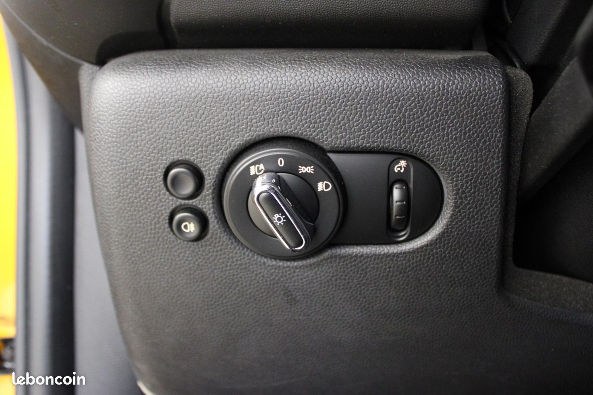 MINI Hatch 3 Portes Cooper 136 ch Edition Blackfriars (image 10)