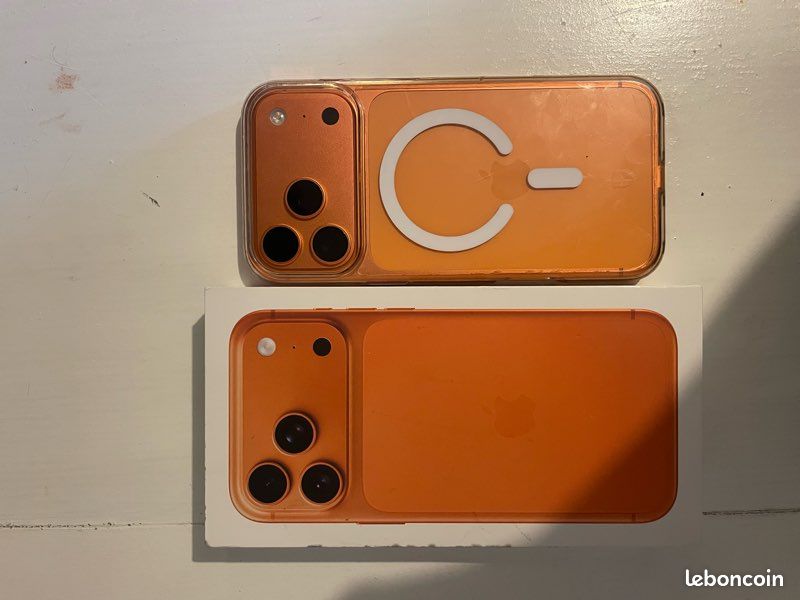 IPhone 17 pro Max avec sa boîte (image 2)