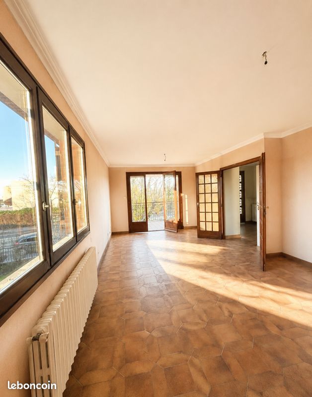 Appartement 4 pièces 97 m² · à Lyon · 97 m² · 200 000 €