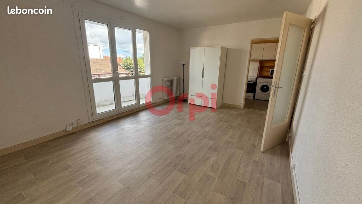 Appartement 1 pièce 33 m² · à Limoges · 33 m² · 390 €