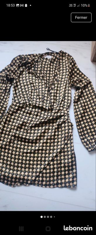 Robe (image 1)