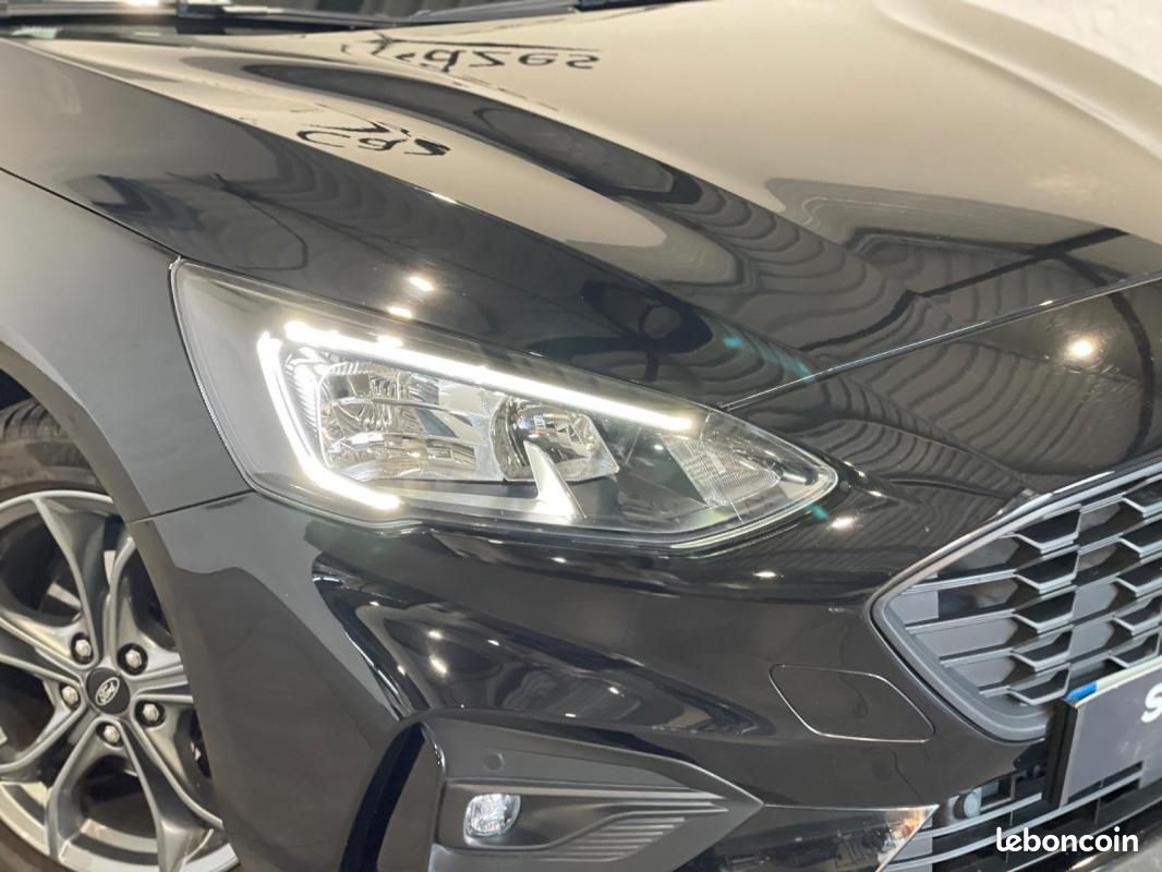 Ford Focus 1.0 EcoBoost 125 S&S ST Line (image 21)