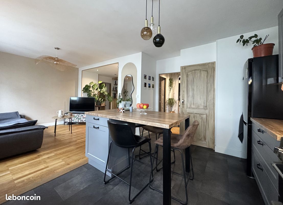 Appartement 3 pièces 69 m² · à Annecy · 69 m² · 325 000 €