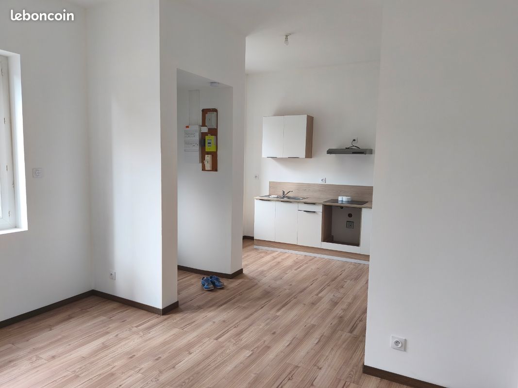 Maison 6 pièces 60 m² · à Cambrai · 60 m² · 650 €