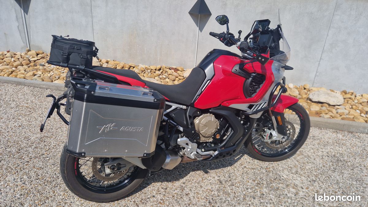 MV Agusta Enduro Veloce (image 1)