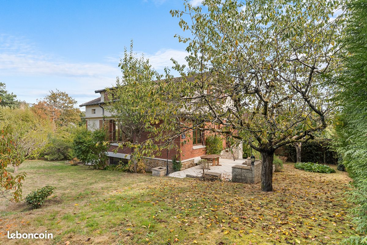 Maison 6 pièces 157 m² (image 2)