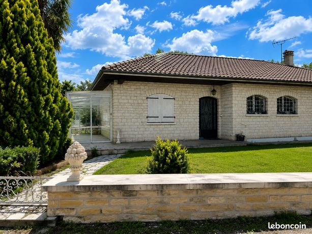 Maison 8 pièces 104 m²
