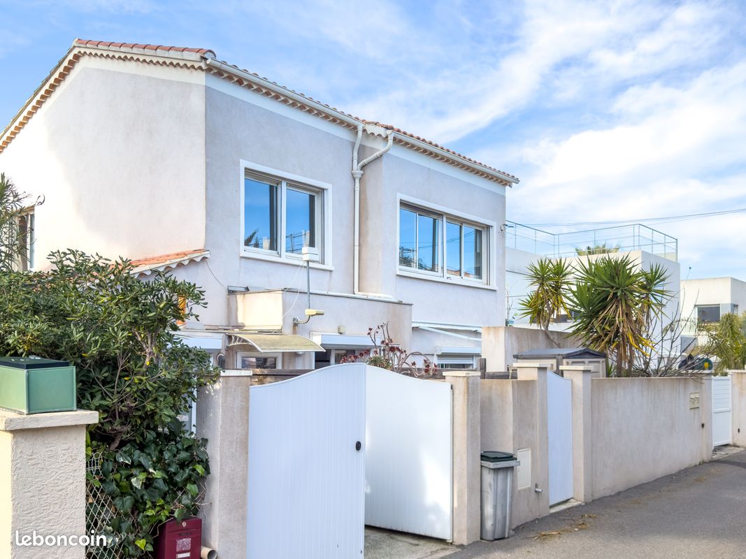 Maison 7 pièces 160 m² · à Hyères · 160 m² · 585 000 €