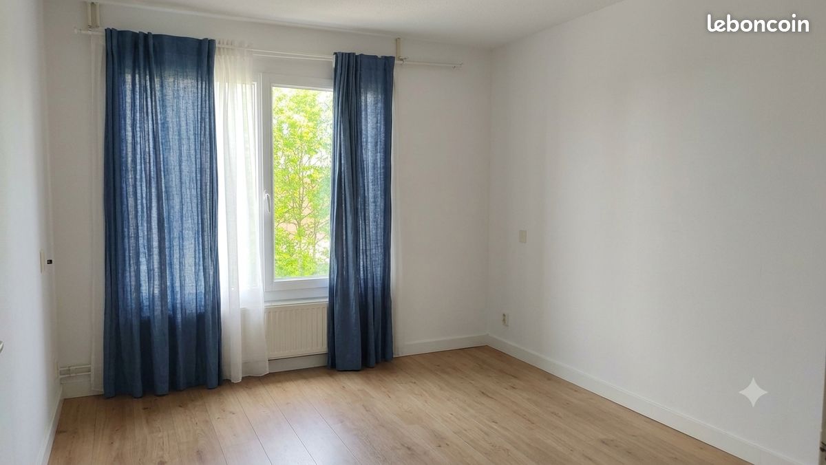 Appartement 3 pièces 42 m² · à Palaiseau · 42 m² · 1 200 €