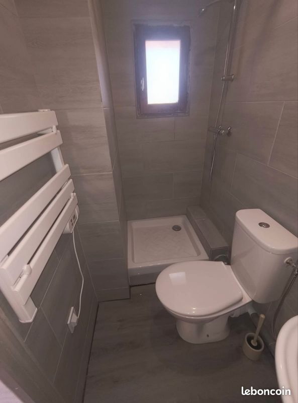 Appartement 1 pièce 18 m² · à Châteaurenard · 18 m² · 400 €/mois