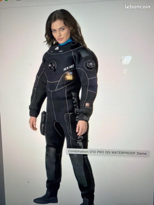 Combinaison plongée étanche femme waterproof (image 1)