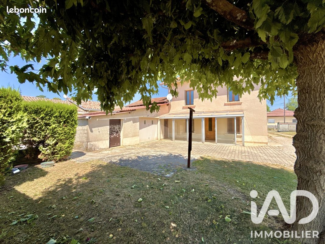 Maison 6 pièces 117 m² · à Épinouze · 117 m² · 267 000 €