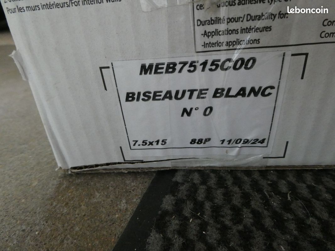 Carrelage METRO brillant biseauté BLANC n° 0 - 2,48 m² - 7.5x15 cm + carré 7.5x7.5 cm (image 7)