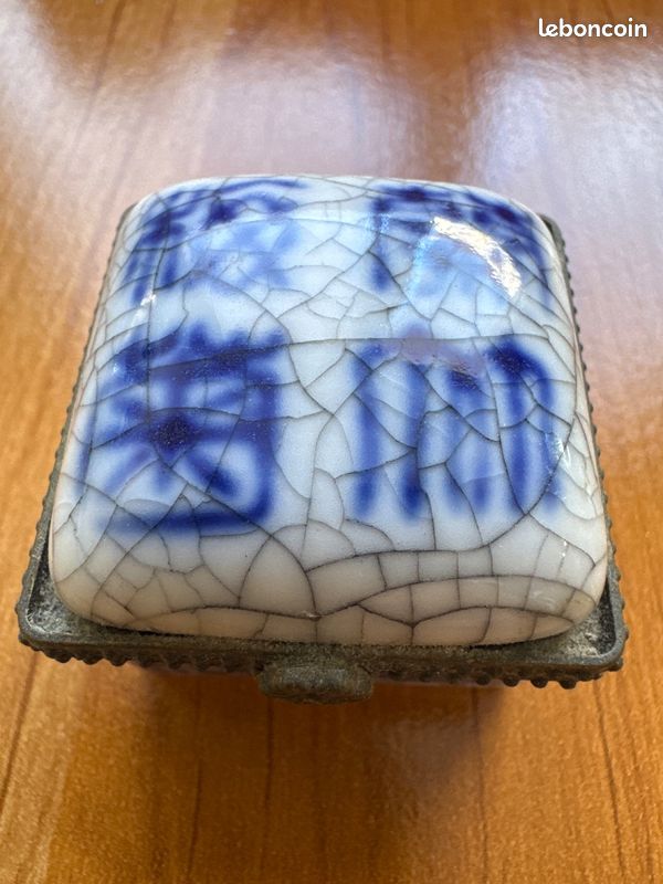 Boite porcelaine craquele bleu blanc vintage collection decoration authentique (image 2)