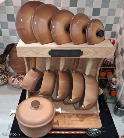 Le Creuset - Série De 4 Casseroles Couvertes - 14 à 20 Cms Casserole Fonte Emaillee Le Creuset - Série De 4 Casseroles Couvertes - 14 à 20 Cms Casserole Fonte Emaillee