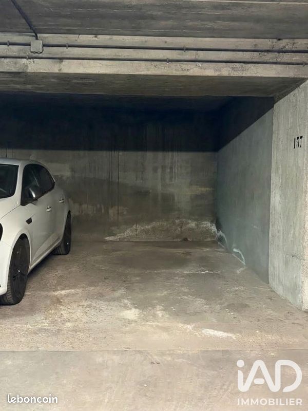 Parking 12 m² · à Vanves · 12 m² · 19 000 €