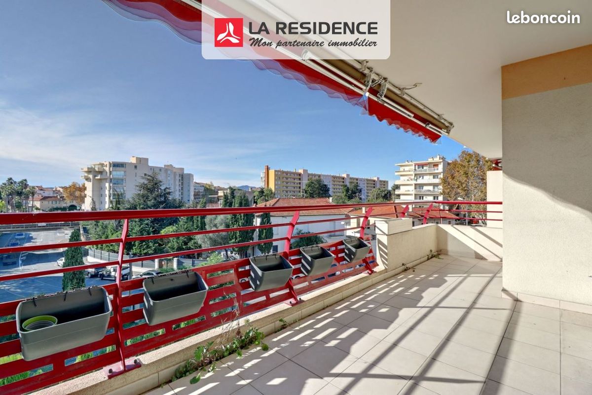 Appartement 3 pièces 80 m² · à Fréjus · 80 m² · 388 000 €