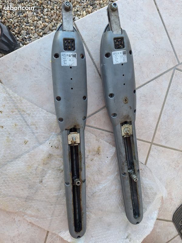 2 bras nice pour portail motorise - prix 60 euros (image 2)