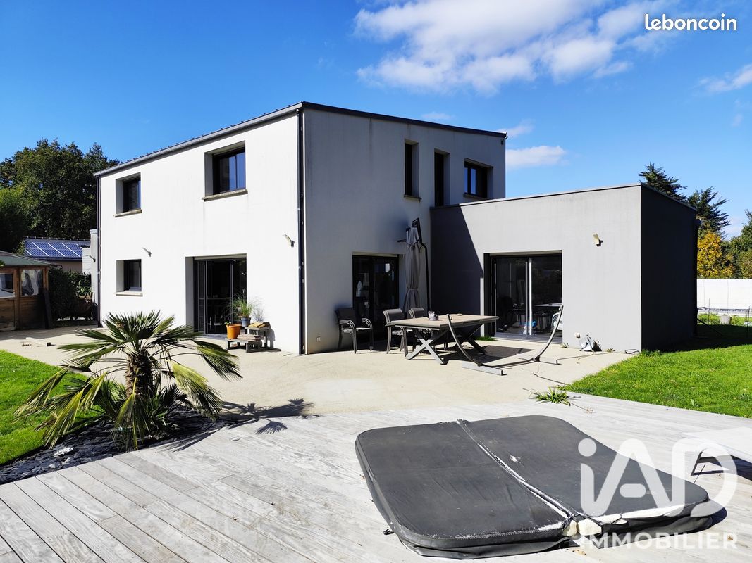 Maison 7 pièces 190 m² · à Bains-sur-Oust · 190 m² · 362 000 €